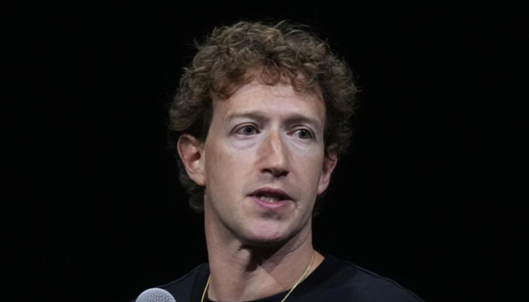 저커버그, 샌더스가 첨단 AI 금지 지지하는 가운데 AI 규제기관에 반대