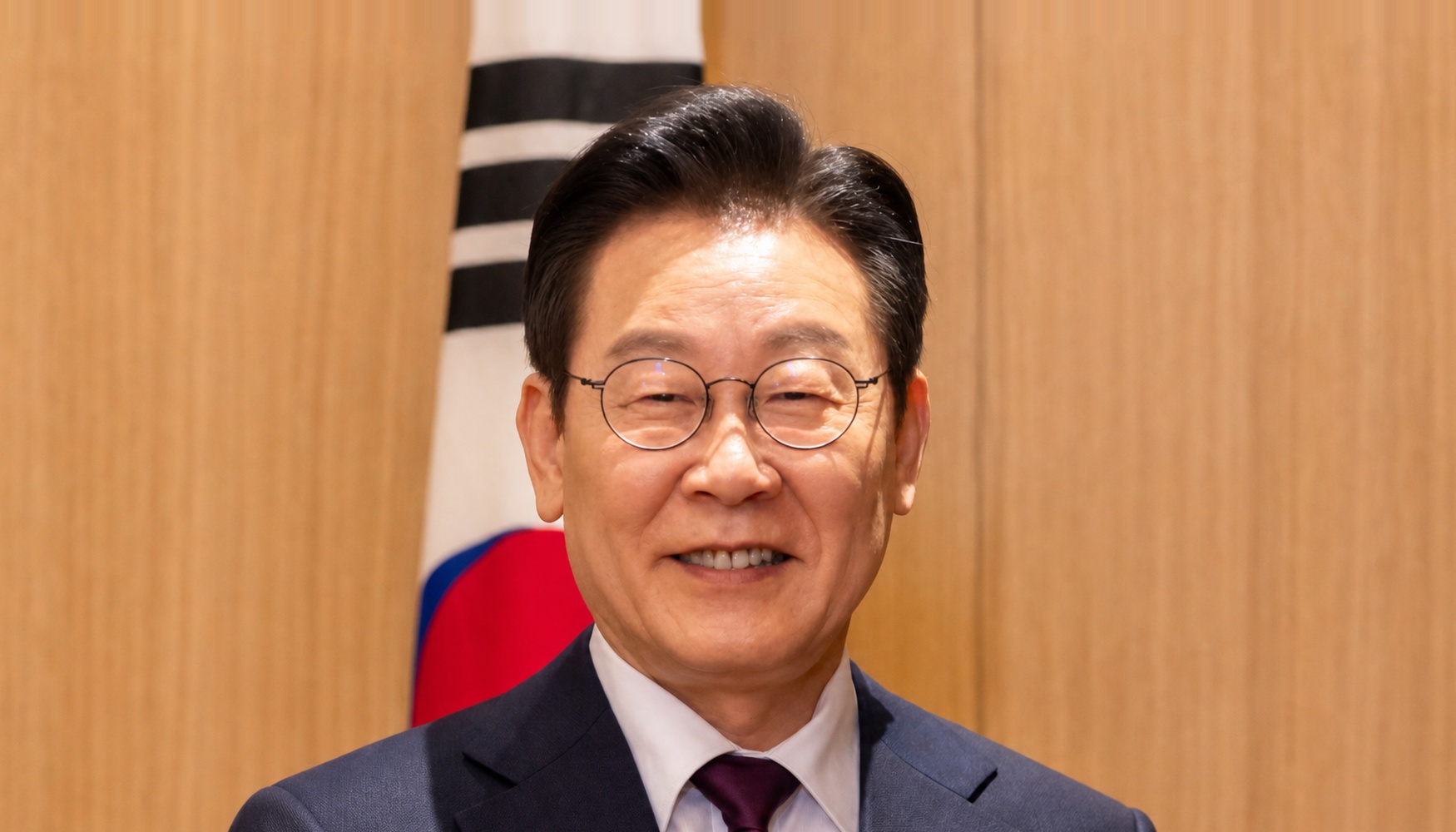 이재명 대통령, AI가 산업을 재편하는 가운데 한국의 과감한 투자를 촉구